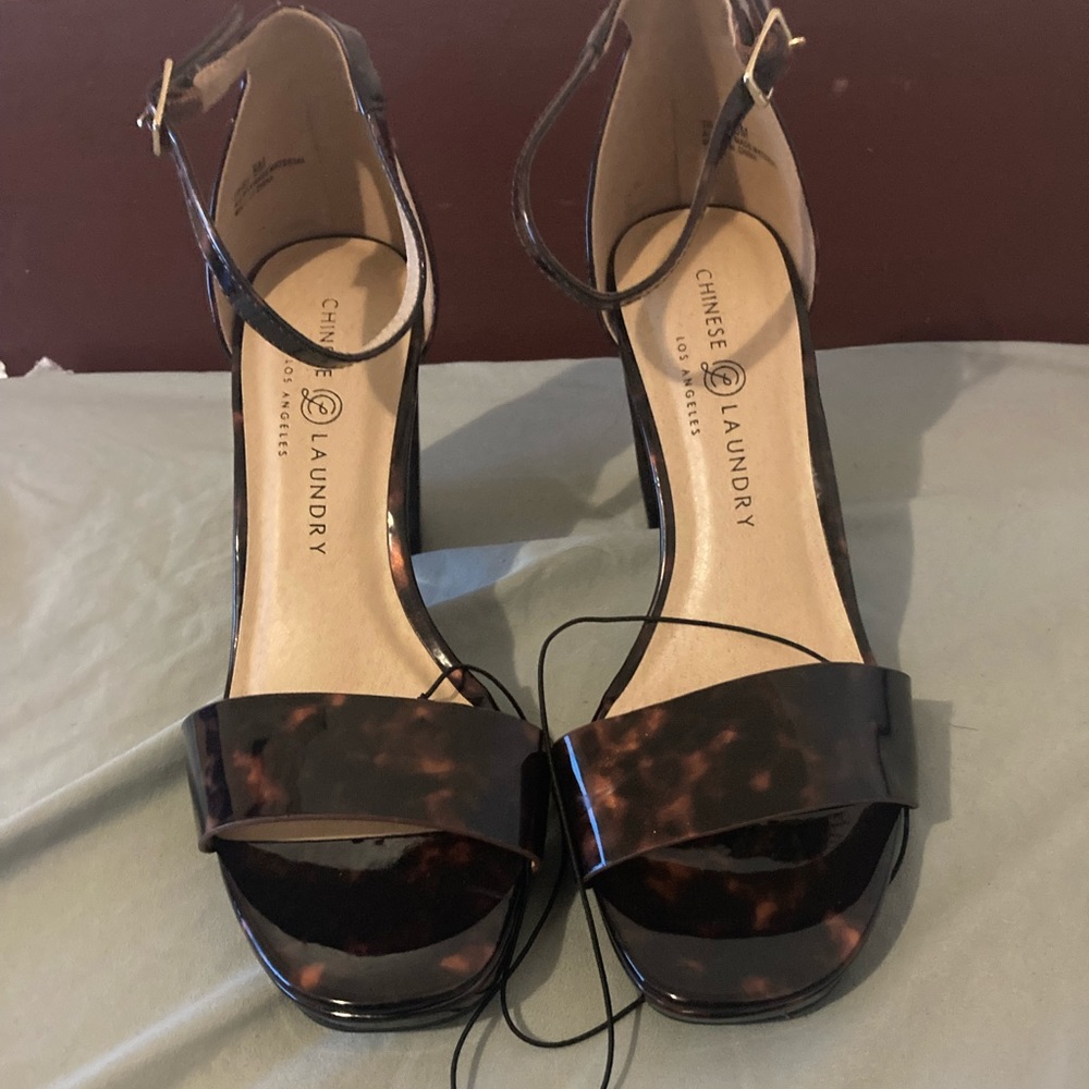 Chinese laundry Strapy heels